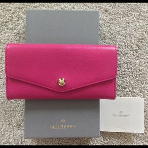 Mulberry wallet very good condition